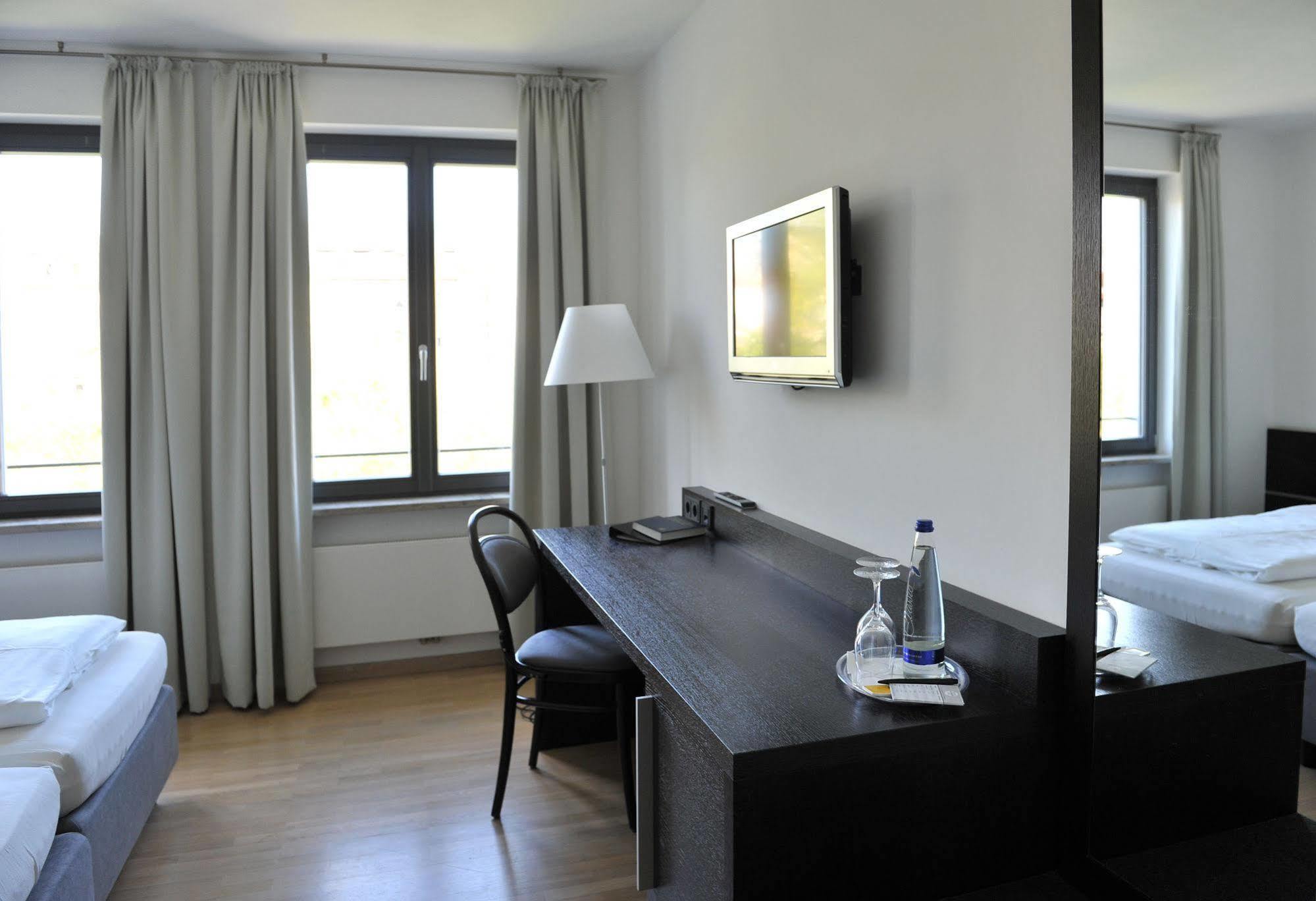 Tandem Hotel Бамберг Екстериор снимка
